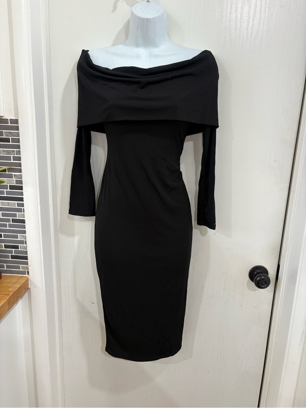 Elegant Off-Shoulder Black Midi Dress